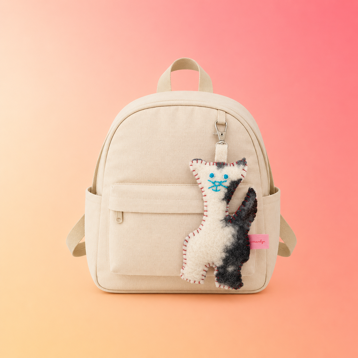 Nureya the Cat - White